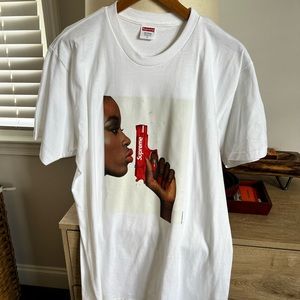 Supreme T-shirt